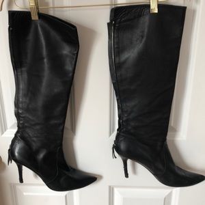 Stuart Weitzman very loved Boots